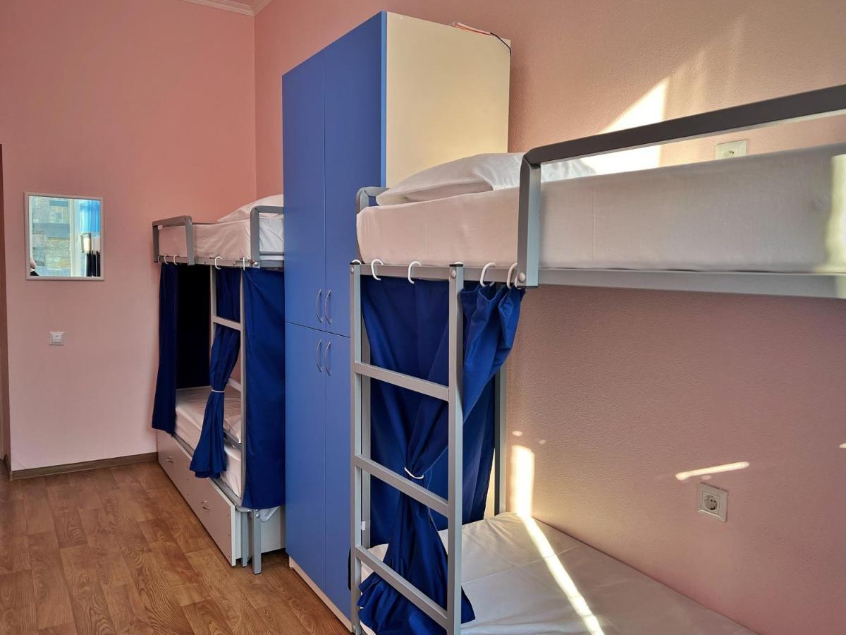 Hostel On Universytet Kiev Buitenkant foto