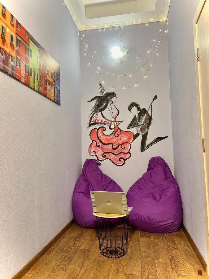 Hostel On Universytet Kiev Buitenkant foto