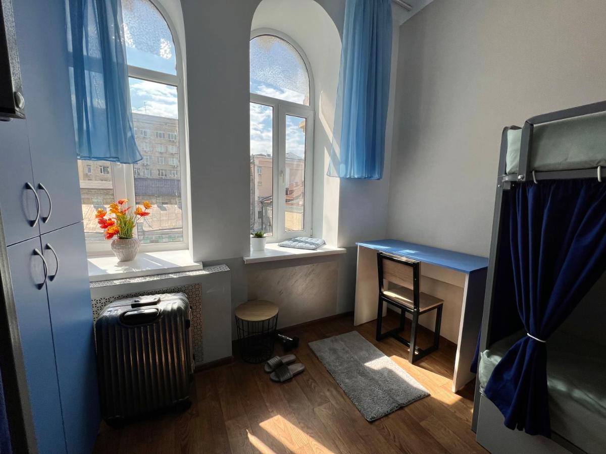 Hostel On Universytet Kiev Buitenkant foto