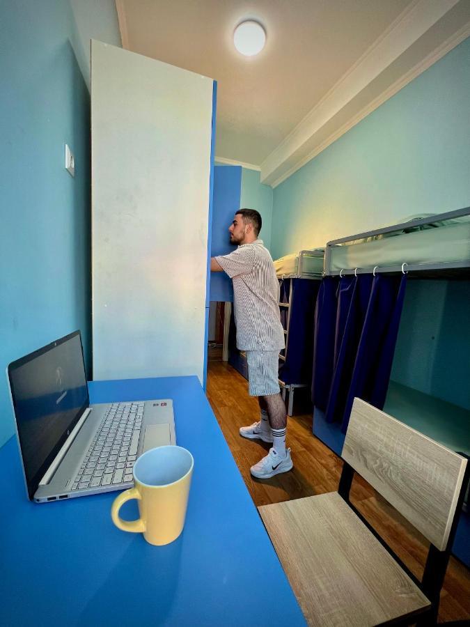 Hostel On Universytet Kiev Buitenkant foto